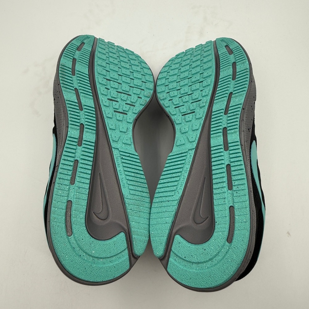 Nike Run Swift 3 SE Shoes Women Size 6.5 Black Green Frost Running HQ4217 010 - Picture 5 of 8